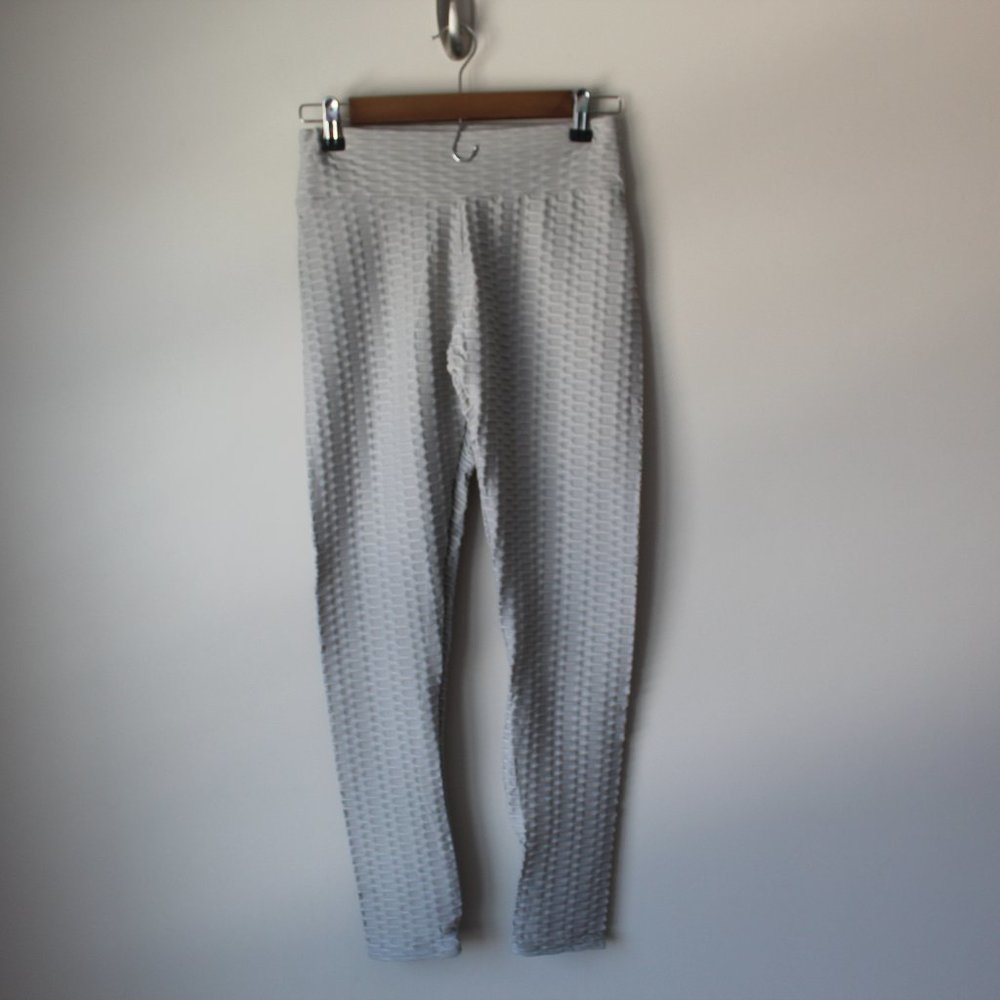 📍Women's Gray Yoga Pant Legging NWOT📍